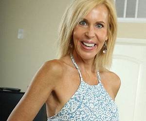 1002 Pics 70 year Old woman MILF GILF Volume 2: NSFW Adult Content 18+ ONLY (Old Woman MILF GILF Photo Albums) 1002 Pics 70 year Old woman MILF GILF Volume 2: NSFW Adult Content 18+ ONLY (Old Woman MILF GILF Photo Albums)