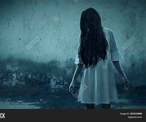 A Haunted Girl #4 A Haunted Girl #4