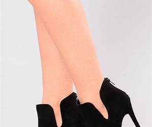 A Savage In Stilettos