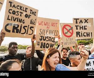 Against the Crisis: Economy and Ecology in a Burning World