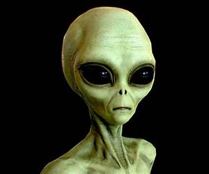 Alien: Black, White \u0026 Blood Alien: Black, White \u0026 Blood