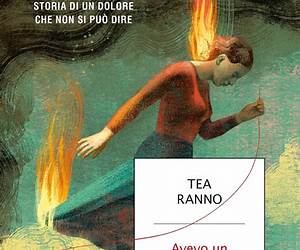 Avevo un fuoco dentro: Storia di un dolore che non si può dire (Italian Edition) Avevo un fuoco dentro: Storia di un dolore che non si può dire (Italian Edition)