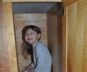 Finding a Hiding Place:: Revealing God's Way Finding a Hiding Place:: Revealing God's Way