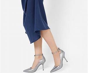 High Heels \u0026 Hormones: A Stylish Survival Guide High Heels \u0026 Hormones: A Stylish Survival Guide