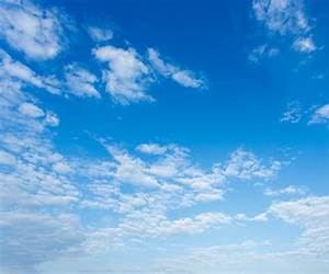 Le ciel bleu comme une chaine
