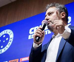 No Cruzeiro com o CEO (Portuguese Edition)