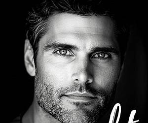 One Night with Dr. Billionaire: A Billionaire Boss Opposites Attract Romance (Boston Steam: A Steamy Contemporary Series)