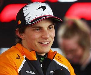 Oscar Piastri: The Rookie: In the Driver’s Seat with the Next F1 Legend Oscar Piastri: The Rookie: In the Driver’s Seat with the Next F1 Legend