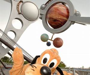 Pluto's Day at School: Fun With School Words (A Disney Rhyming Reader) Pluto's Day at School: Fun With School Words (A Disney Rhyming Reader)