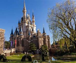 TOKYO DISNEYLAND: Unlocking the Secrets to Japan's Happiest Place