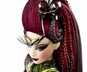The Alien's Doll The Alien's Doll