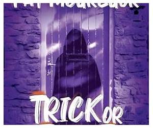 Trick or Treat Said the Witch: A Magical Short Story (Maggie Quinn Mysteries Book 4)