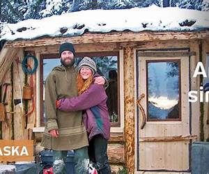 Wild Alaska Living : Thriving in the Great Land Wild Alaska Living : Thriving in the Great Land